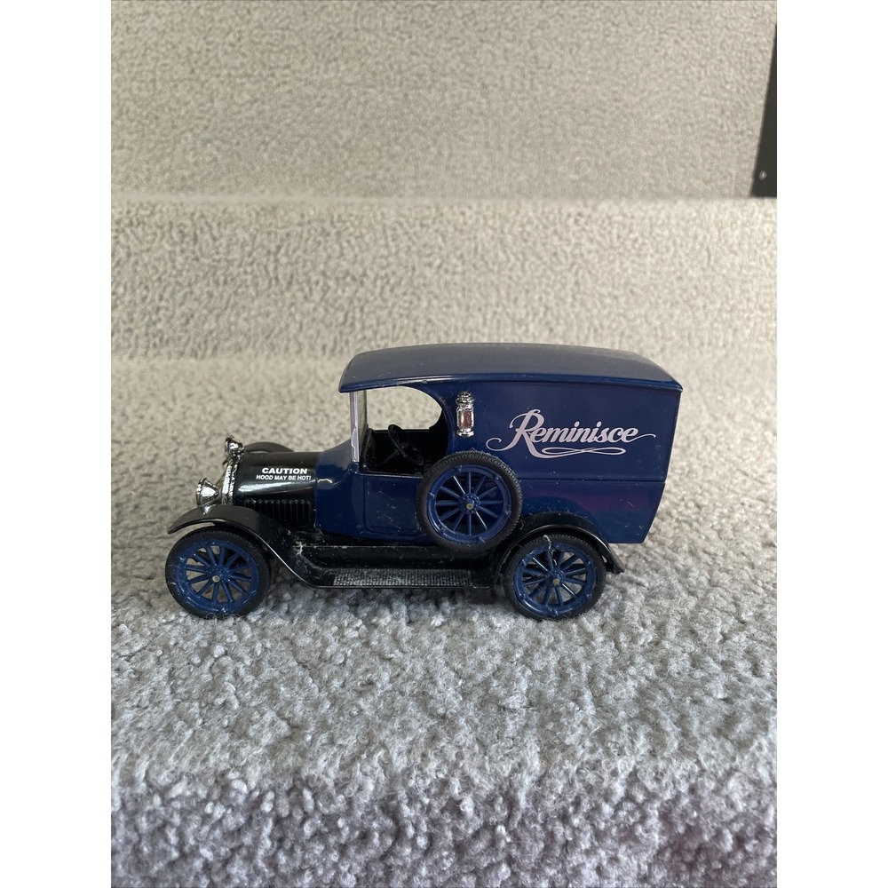 Liberty‎ Classics 1916 Studebaker Reminisce  1/25 Scale Diecast Bank